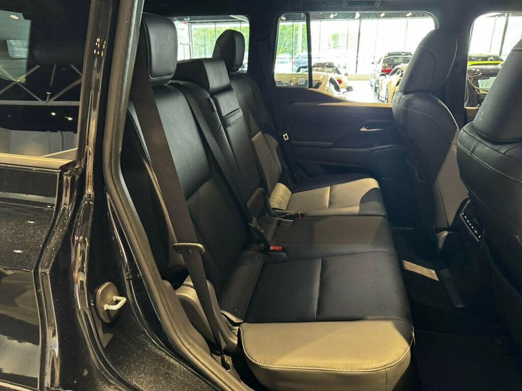 Used 2024 Lexus GX 550 w/ Cold Area Package AWD/4WD image 22