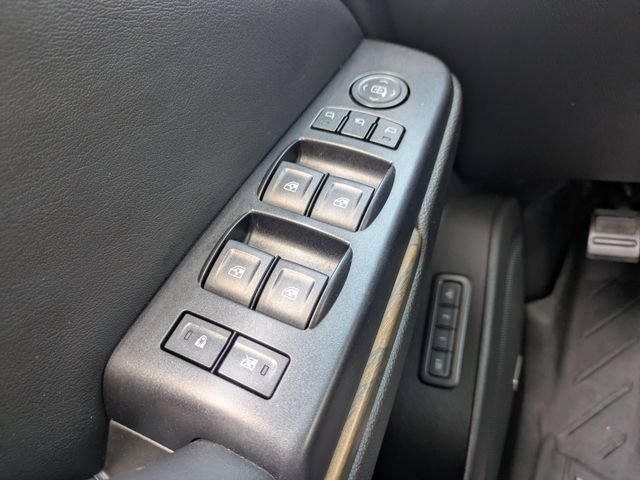 Used 2018 GMC Yukon XL Denali w/ Denali Ultimate Package RWD image 31