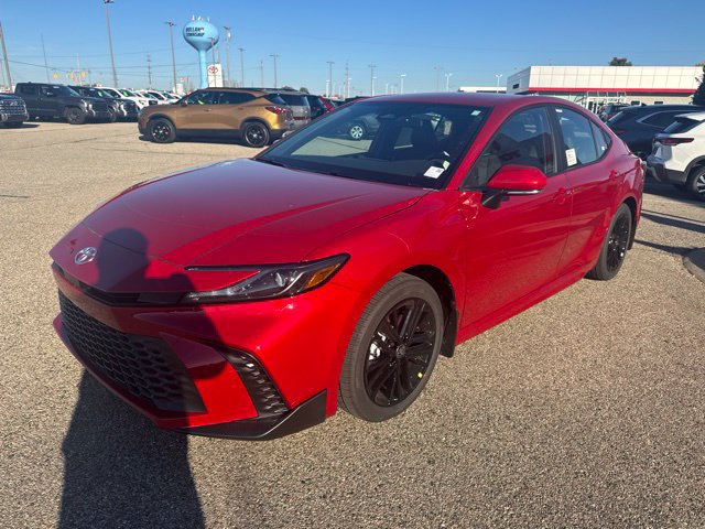 New 2026 Toyota Camry SE AWD/4WD image 3