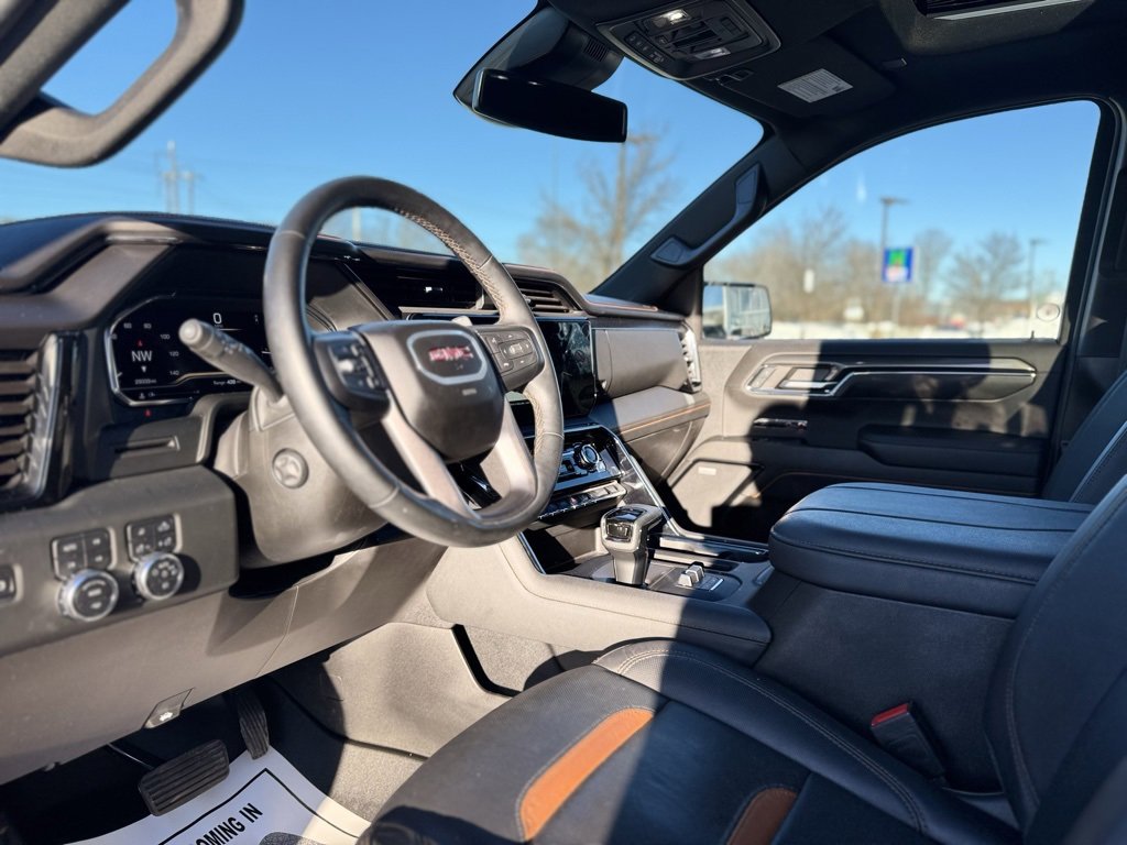Used 2024 GMC Sierra 1500 AT4 w/ AT4 Premium Package image 14