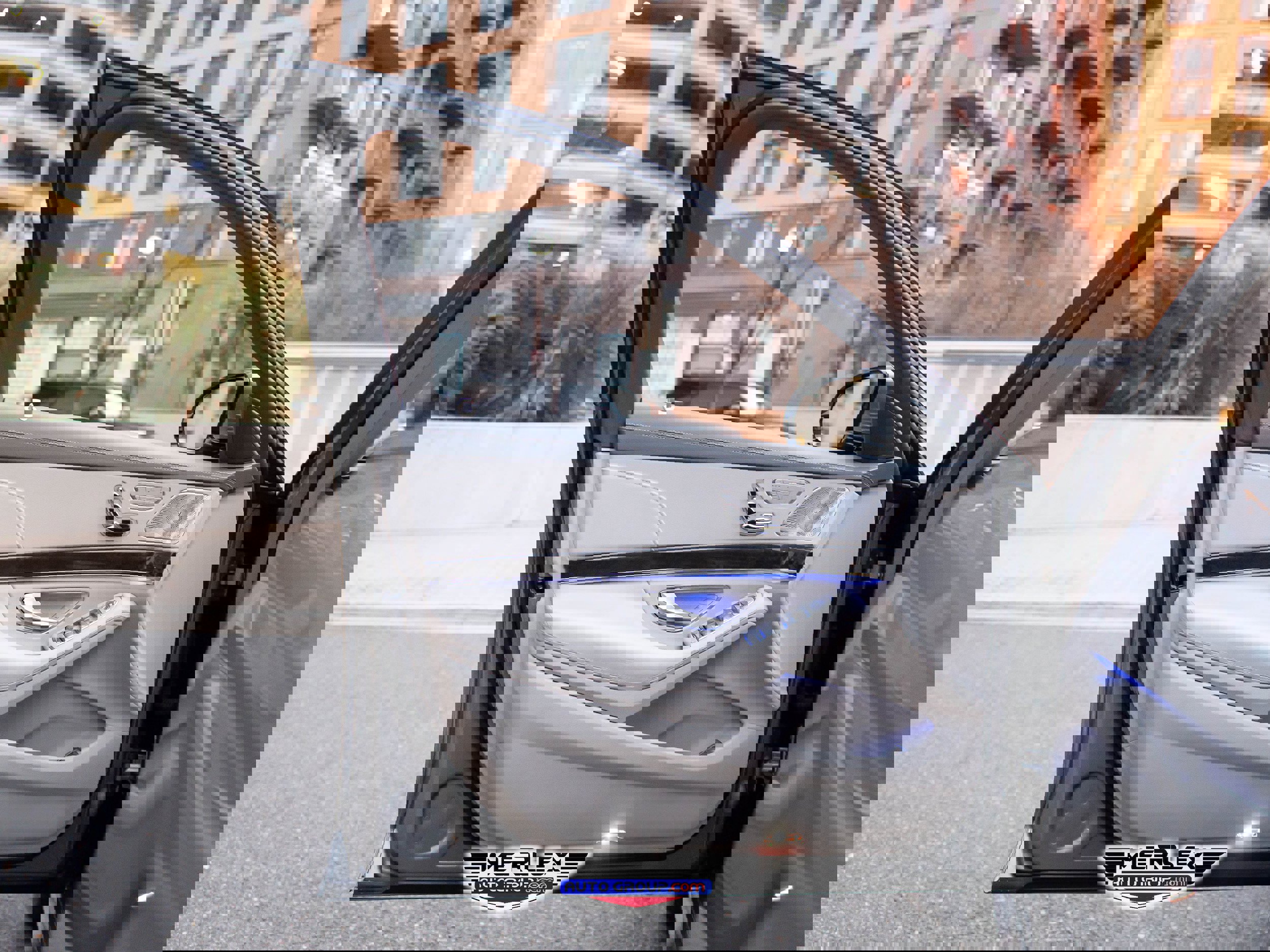 Used 2015 Mercedes-Benz S 550 Sedan w/ Sport Package w/ Sport Package image 45