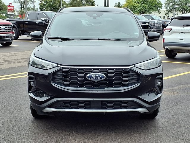 Used 2025 Ford Escape ST-Line Select AWD/4WD image 22