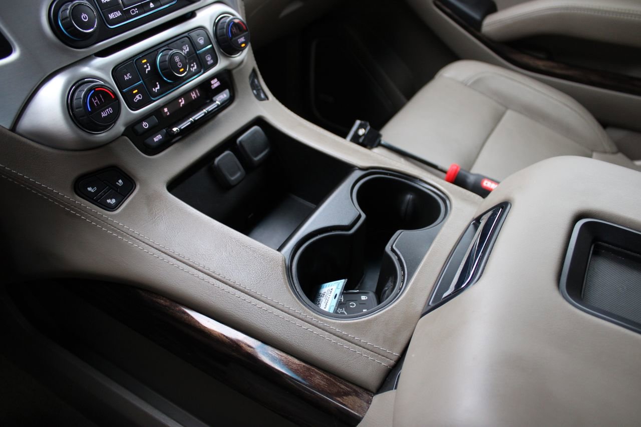 Used 2019 GMC Yukon SLT w/ Premium Edition image 30