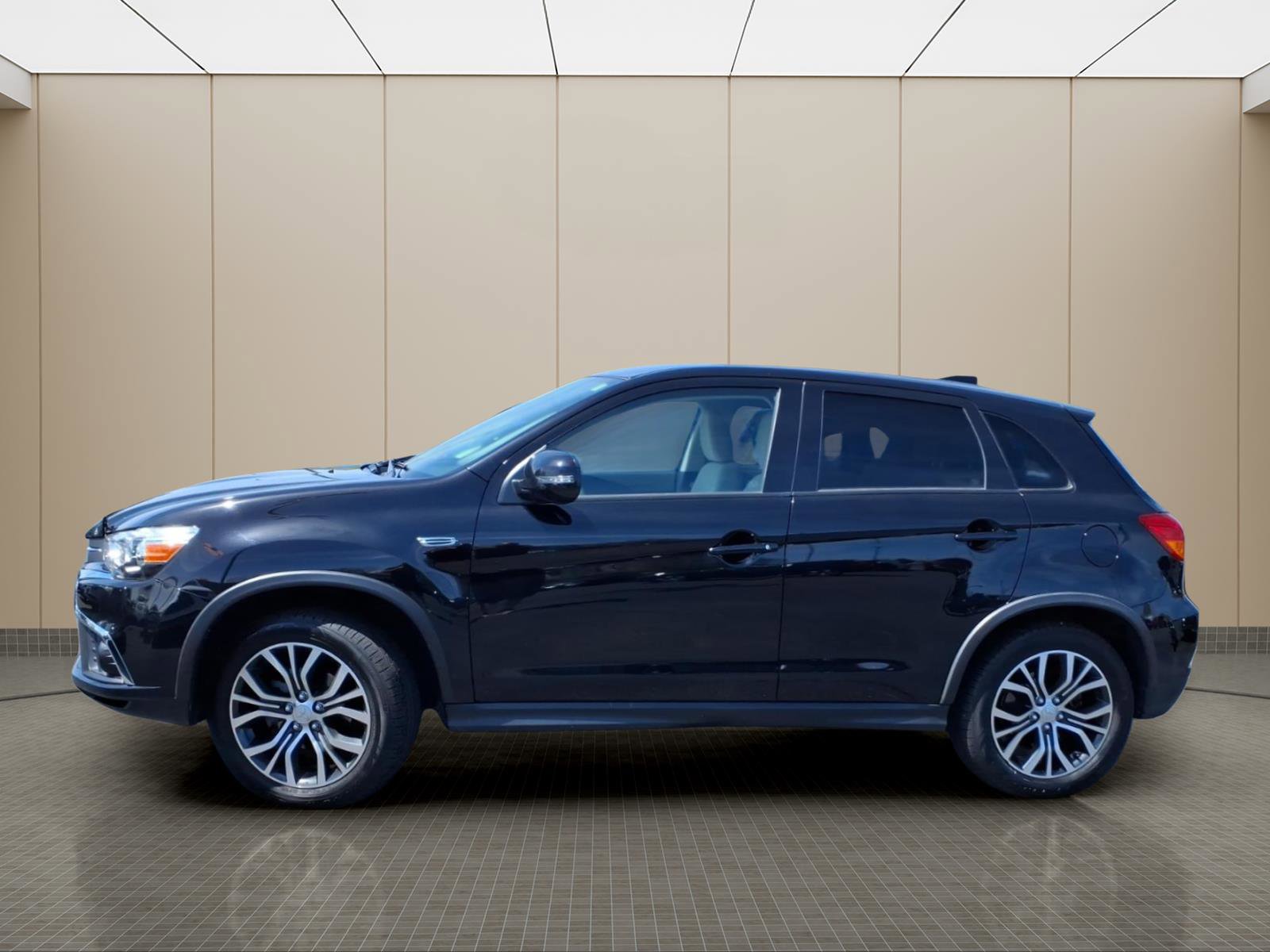 Used 2019 Mitsubishi Outlander Sport ES image 12