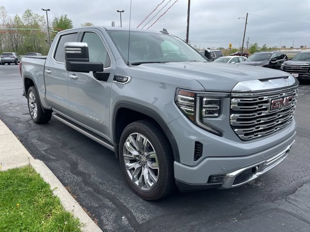 Used 2025 GMC Sierra 1500 Denali w/ Denali Reserve Package AWD/4WD image 9