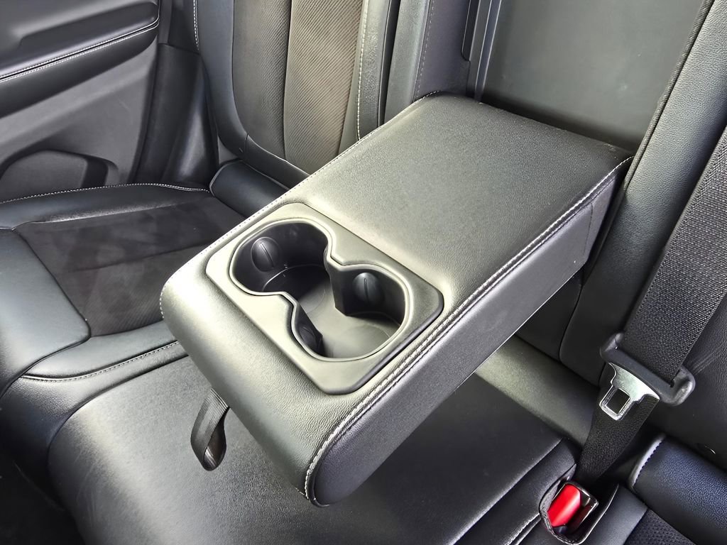 Used 2024 Jeep Grand Cherokee Altitude image 12