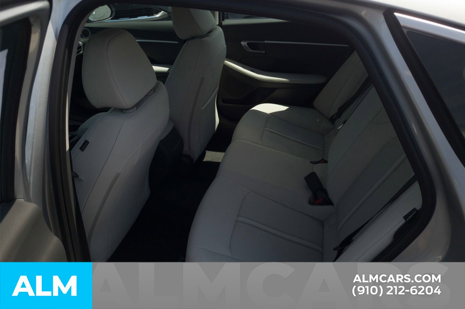 Used 2025 Hyundai Sonata SE FWD image 18