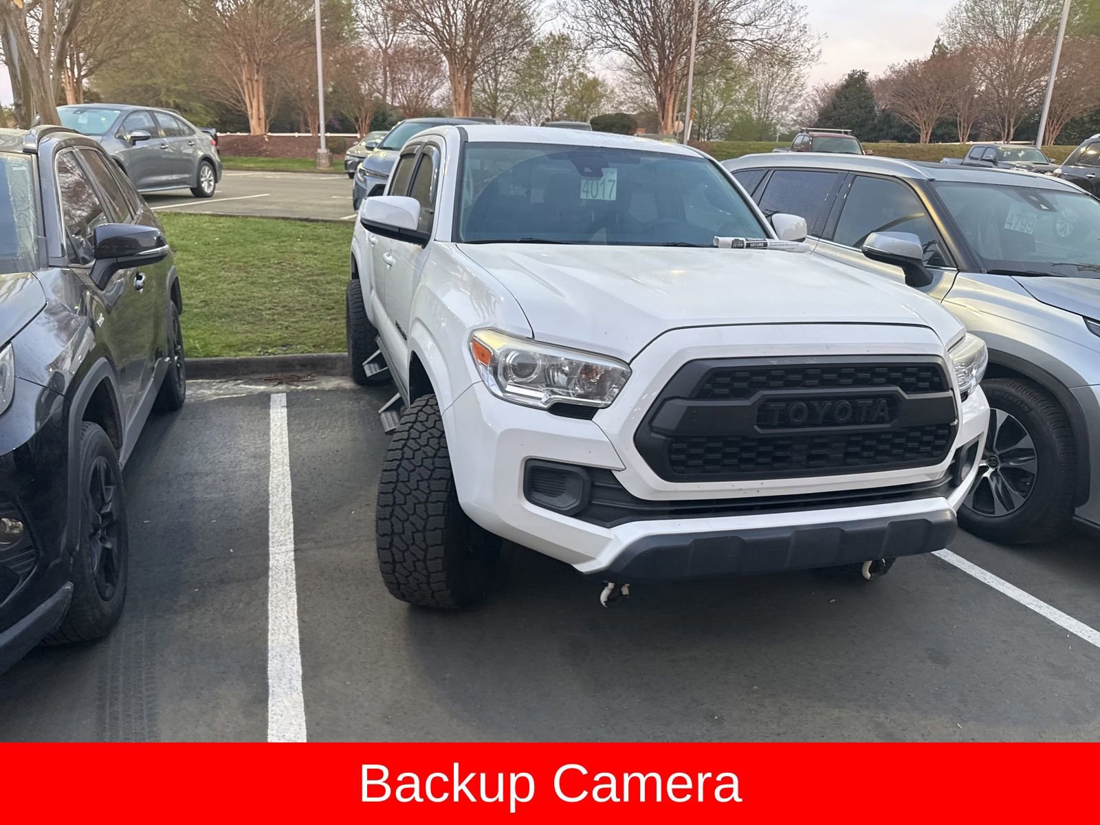 Used 2019 Toyota Tacoma SR w/ SR Convenience Package image 2
