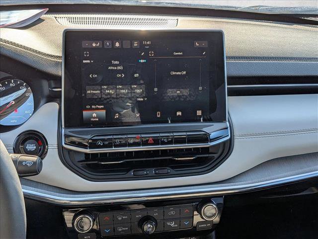 Used 2024 Jeep Compass Limited image 13