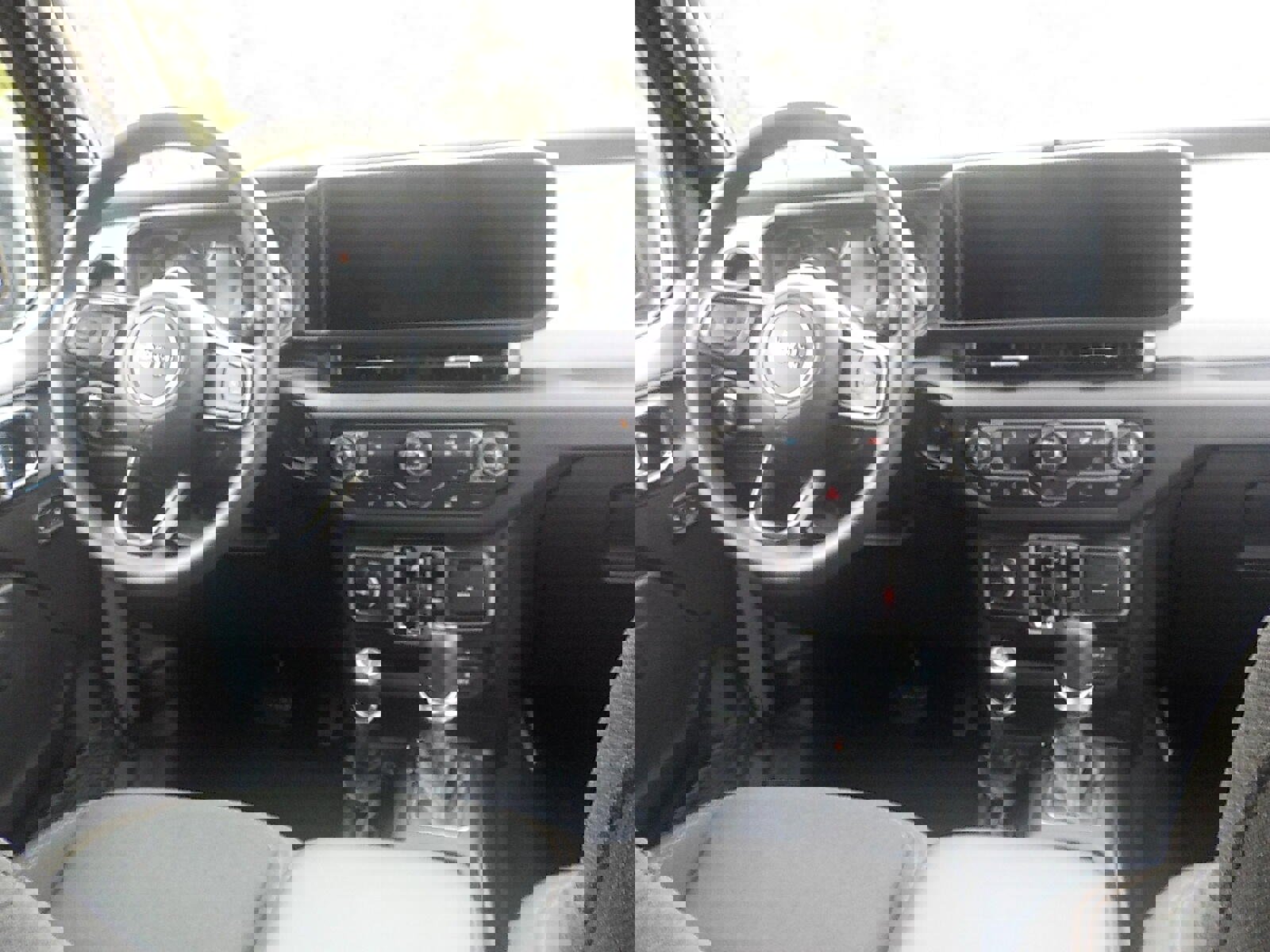 New 2026 Jeep Wrangler Unlimited Sport image 15