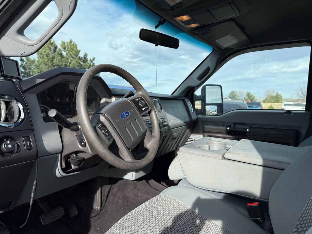 Used 2011 Ford F350 XLT w/ XLT Interior Pkg image 11