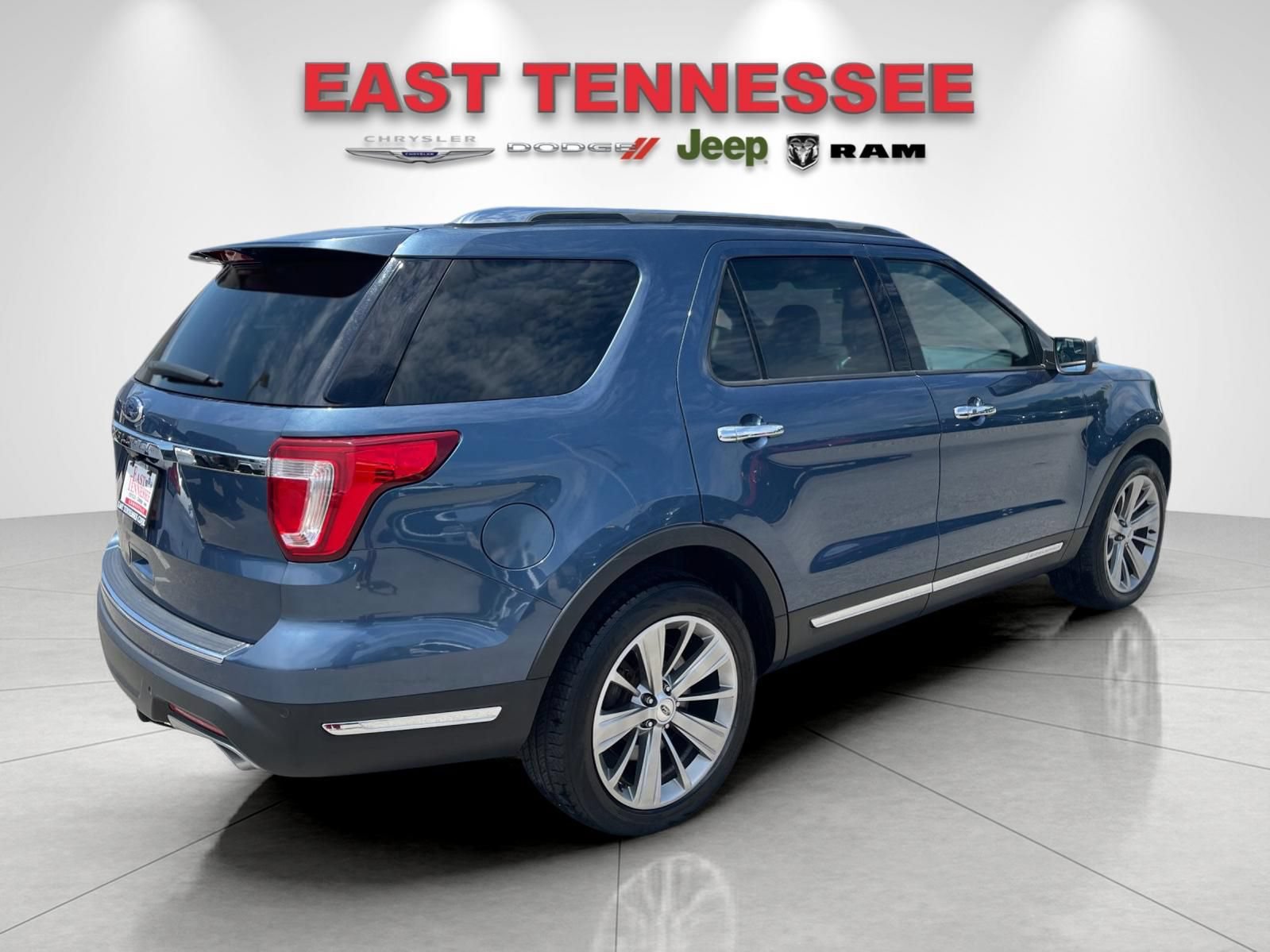 Used 2018 Ford Explorer Limited FWD image 3