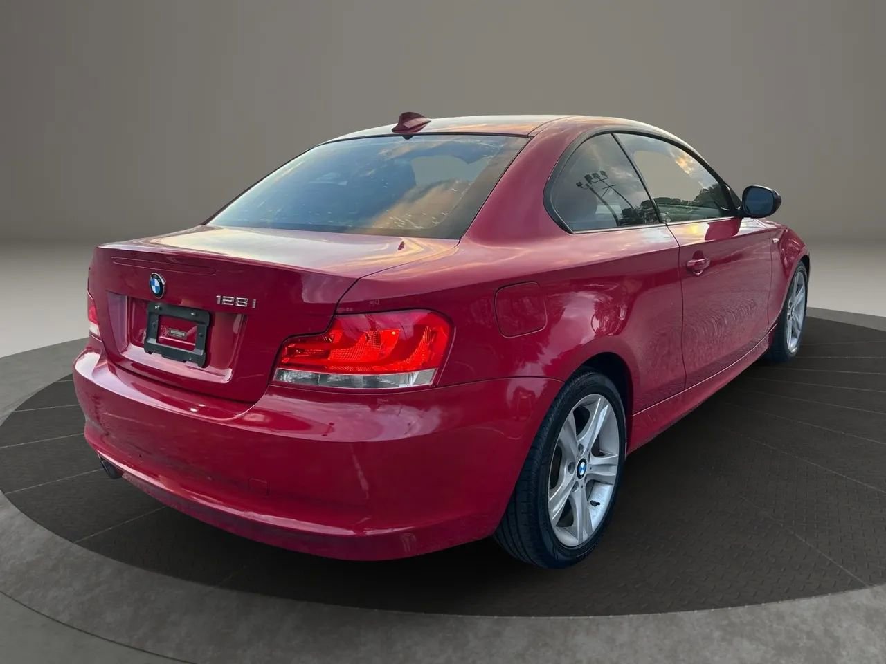 Used 2012 BMW 128i Coupe image 3