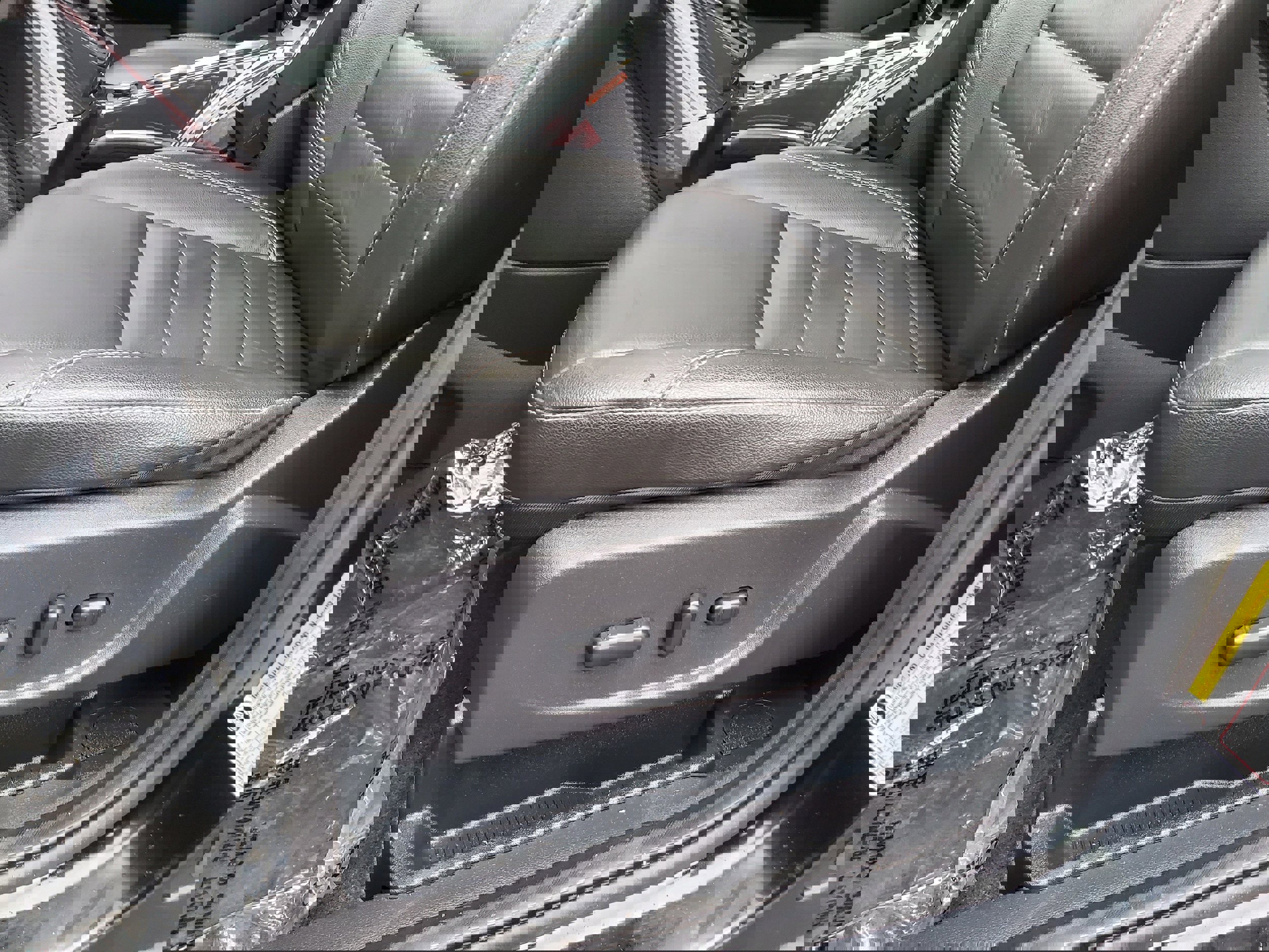 Used 2016 Ford Escape Titanium image 15