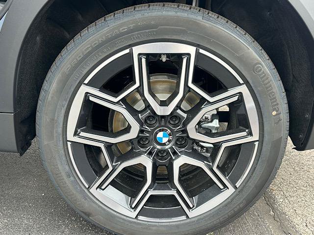 New 2026 BMW X2 xDrive28i w/ Technology Package AWD/4WD image 7