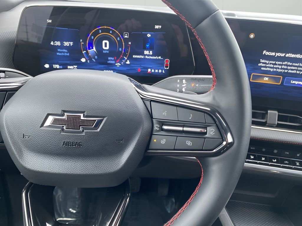 Used 2025 Chevrolet Equinox RS w/ Safety and Technology Package image 26