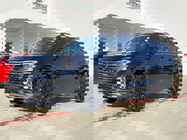 New 2026 Volkswagen Atlas SE image 2