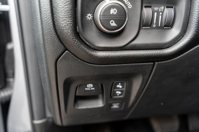 New 2026 RAM 1500 4x4 Crew Cab image 17