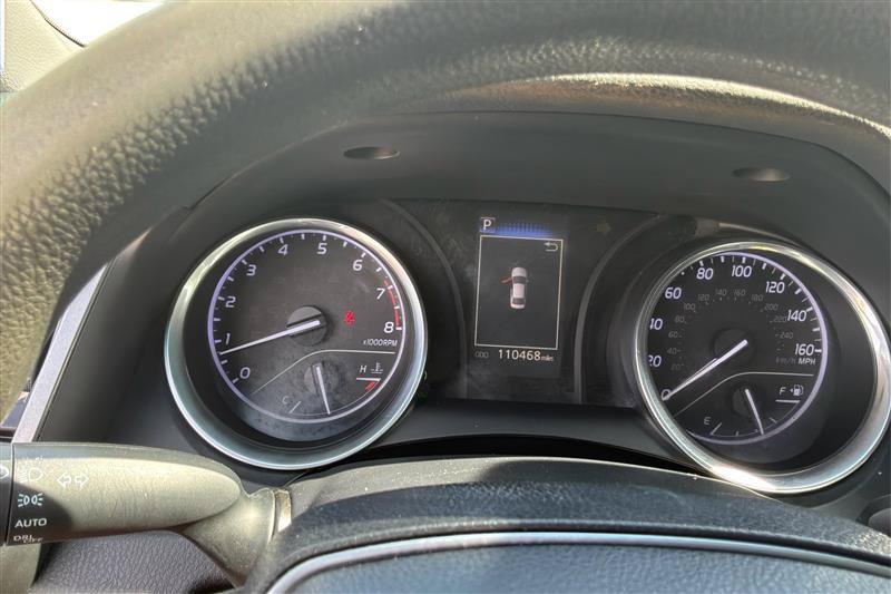 Used 2018 Toyota Camry LE FWD image 16