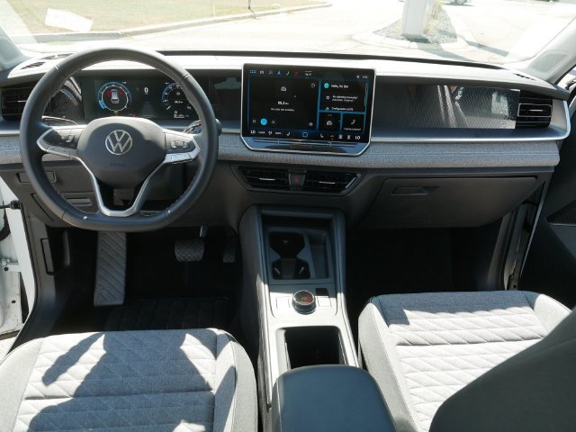 Used 2025 Volkswagen Tiguan S AWD/4WD image 21