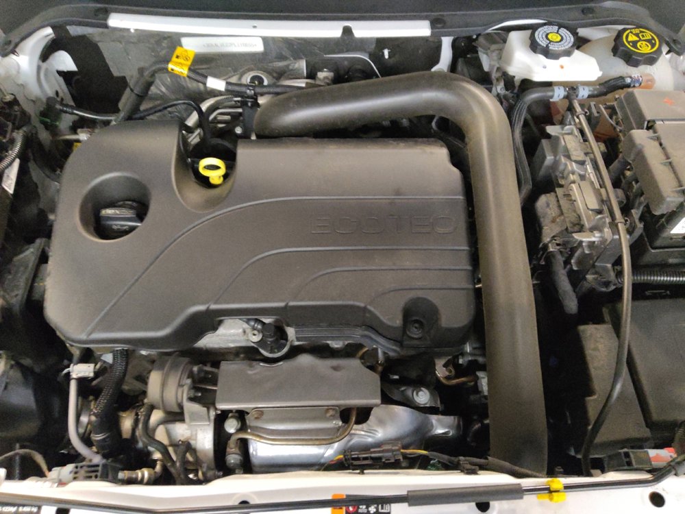 Used 2023 GMC Terrain SLT image 30