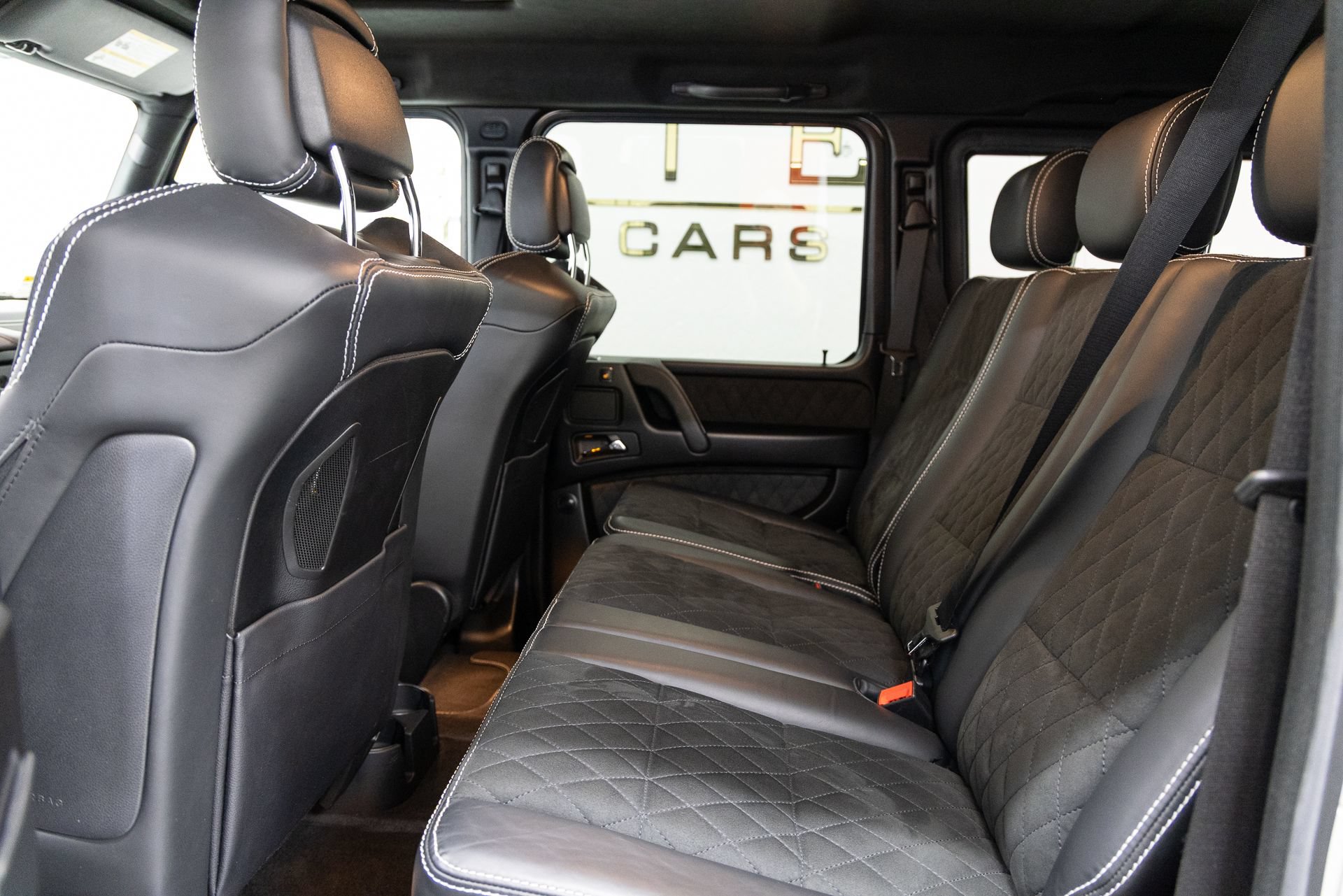 Used 2018 Mercedes-Benz G 550 Squared image 8