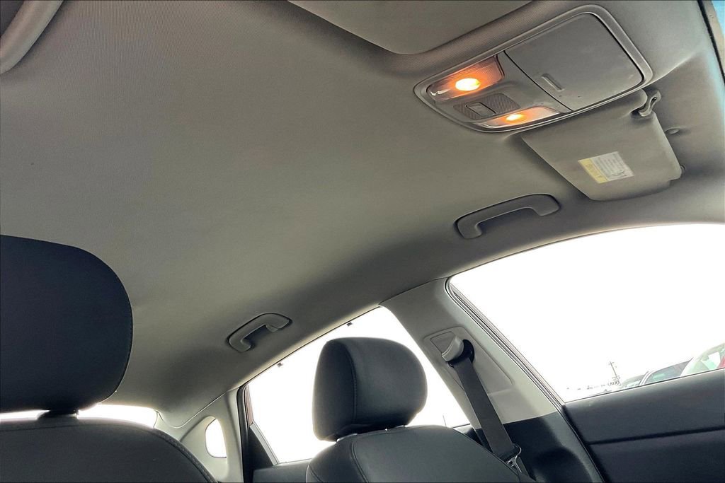 Used 2020 Kia Optima LX image 27