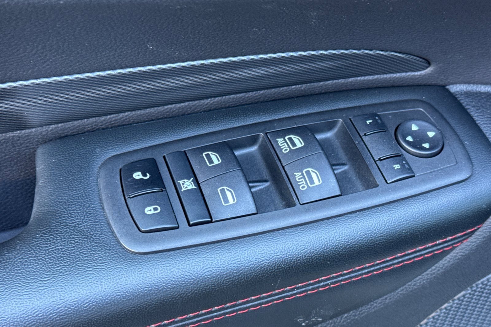 Used 2023 Dodge Durango GT image 12