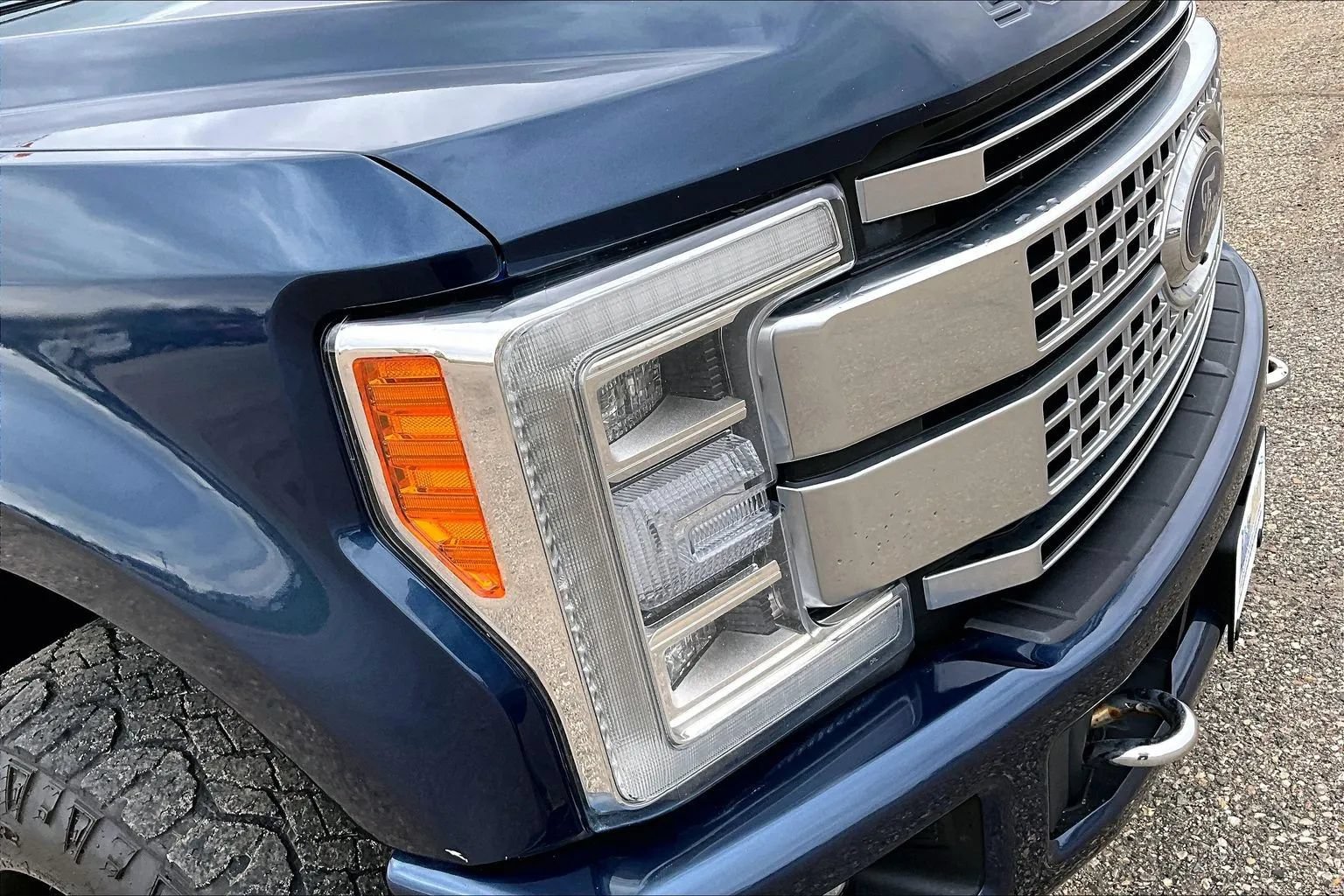 Used 2019 Ford F250 Platinum w/ Platinum Ultimate Package AWD/4WD image 29