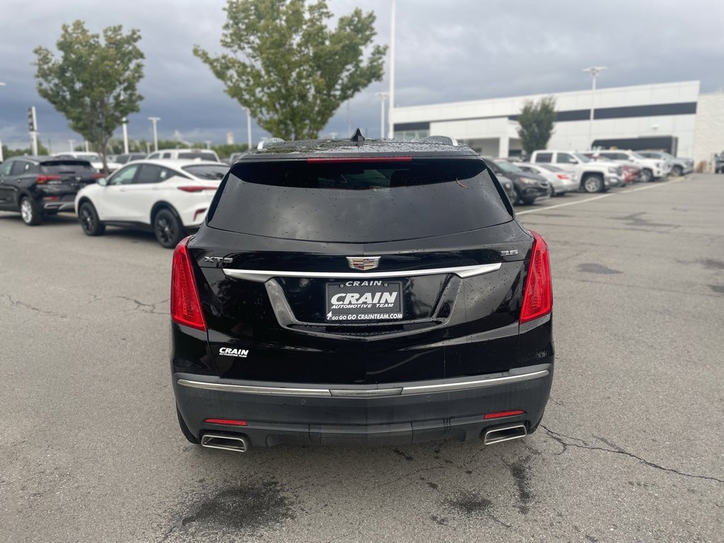 Used 2019 Cadillac XT5 FWD image 6