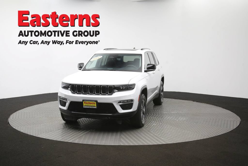Used 2022 Jeep Grand Cherokee Limited 4xe w/ Luxury Tech Group II AWD/4WD image 58