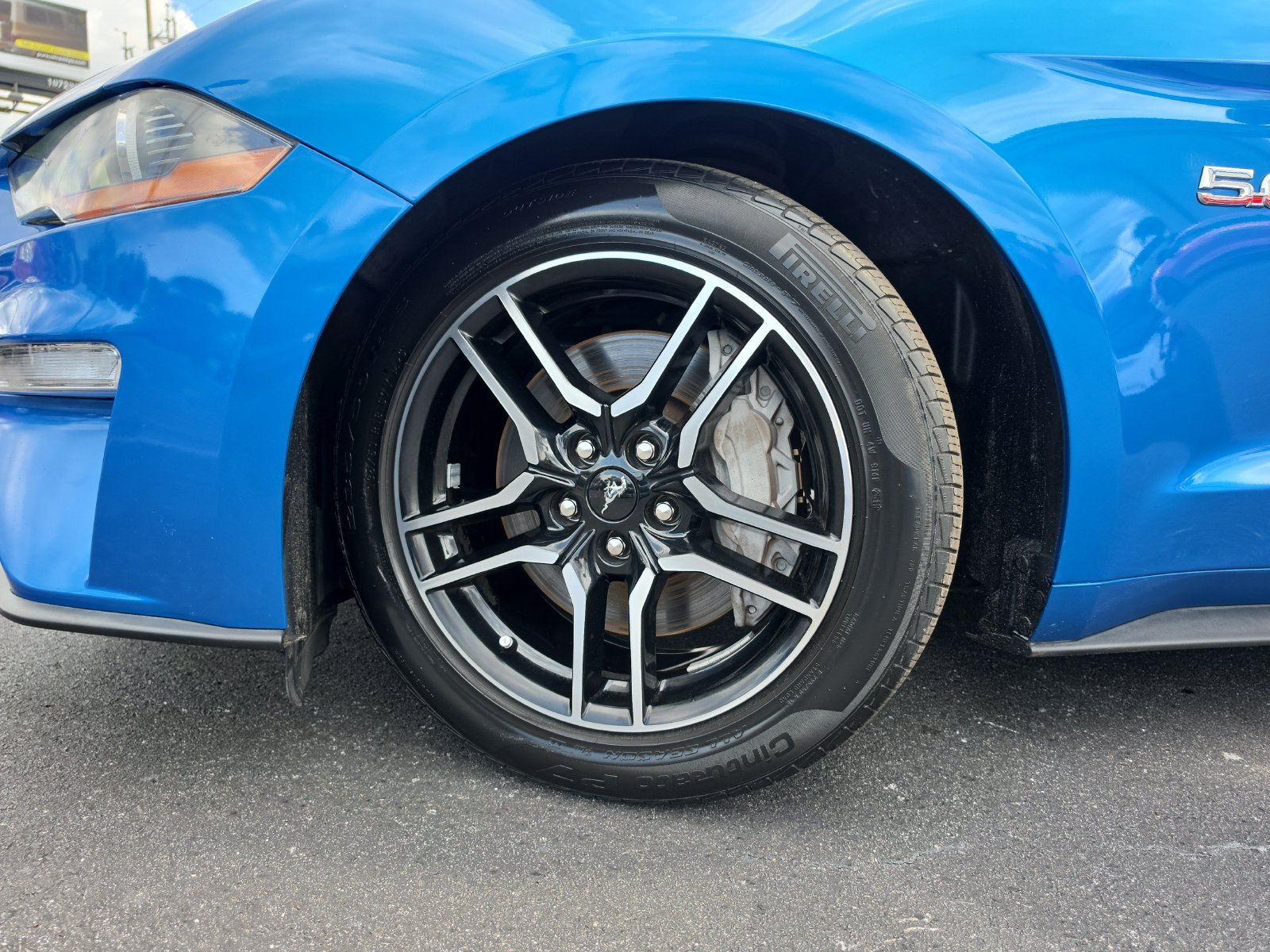 Used 2019 Ford Mustang GT Premium w/ Equipment Group 401A RWD image 29