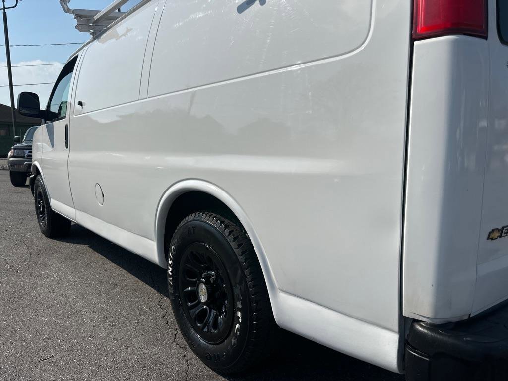 Used 2011 Chevrolet Express 1500 AWD w/ Power Package image 17