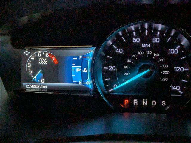 Used 2018 Ford Explorer XLT w/ Equipment Group 202A FWD image 12