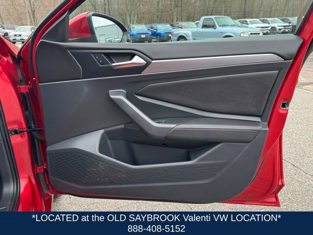 Certified 2023 Volkswagen Jetta SE w/ Panoramic Sunroof Package FWD image 27