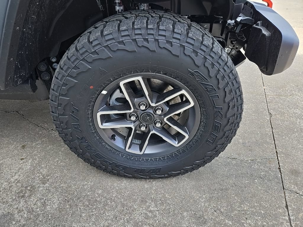 New 2026 Jeep Gladiator Mojave AWD/4WD image 32