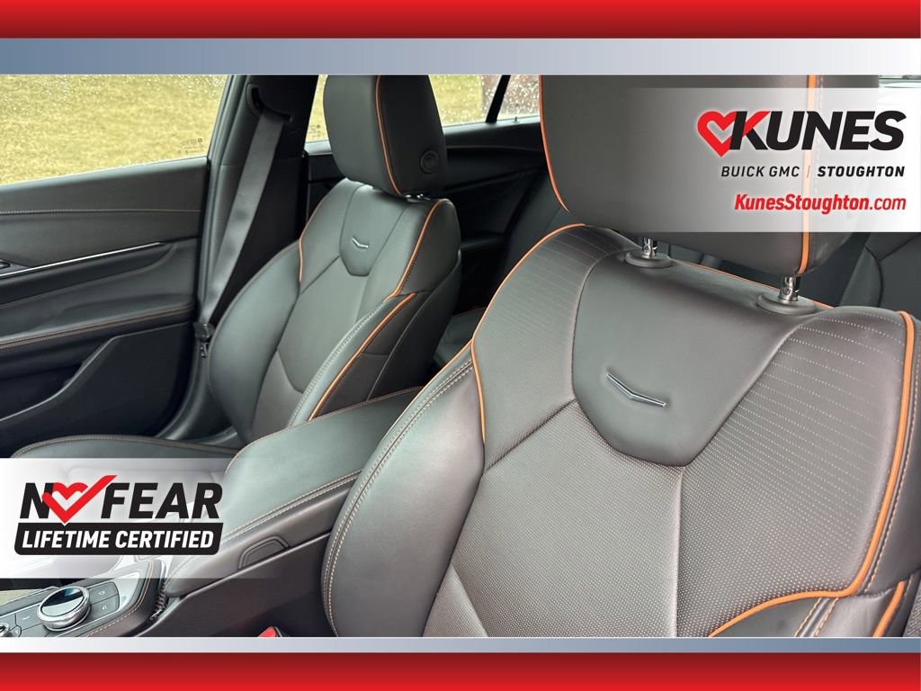 Used 2025 Cadillac CT4 V image 23