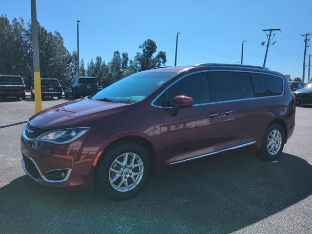 Used 2020 Chrysler Pacifica Touring-L image 9