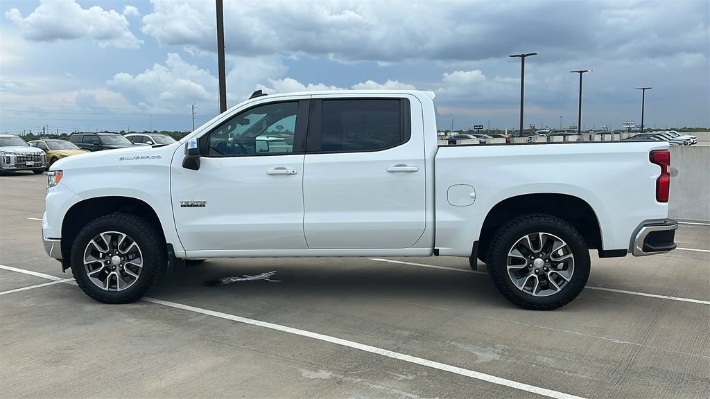 Used 2022 Chevrolet Silverado 1500 LT w/ Texas Edition Plus RWD image 10