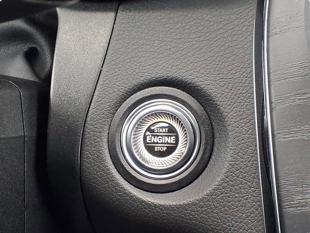 Used 2023 Mercedes-Benz GLC 300 4MATIC Coupe image 27