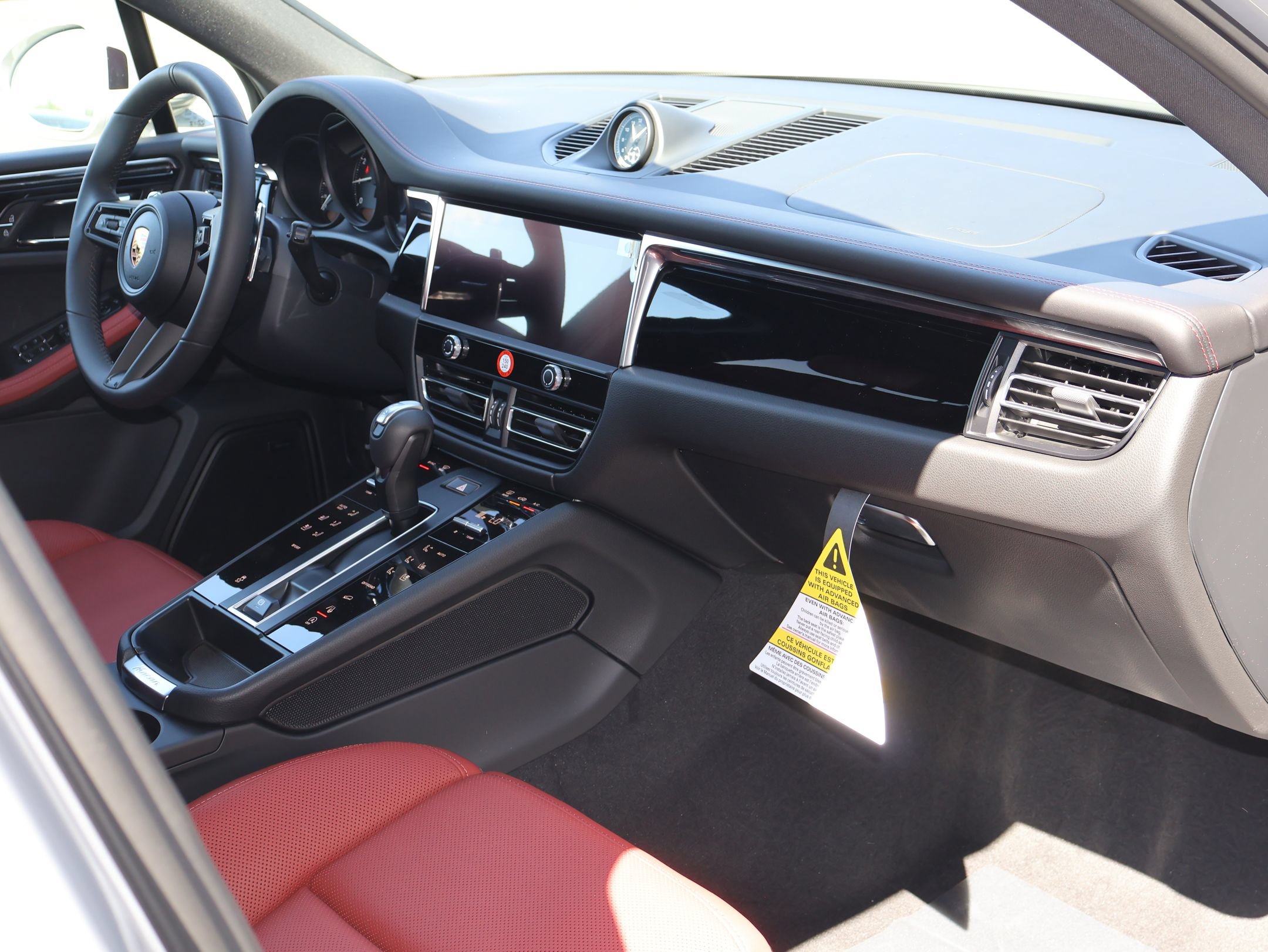 New 2026 Porsche Macan AWD/4WD image 28