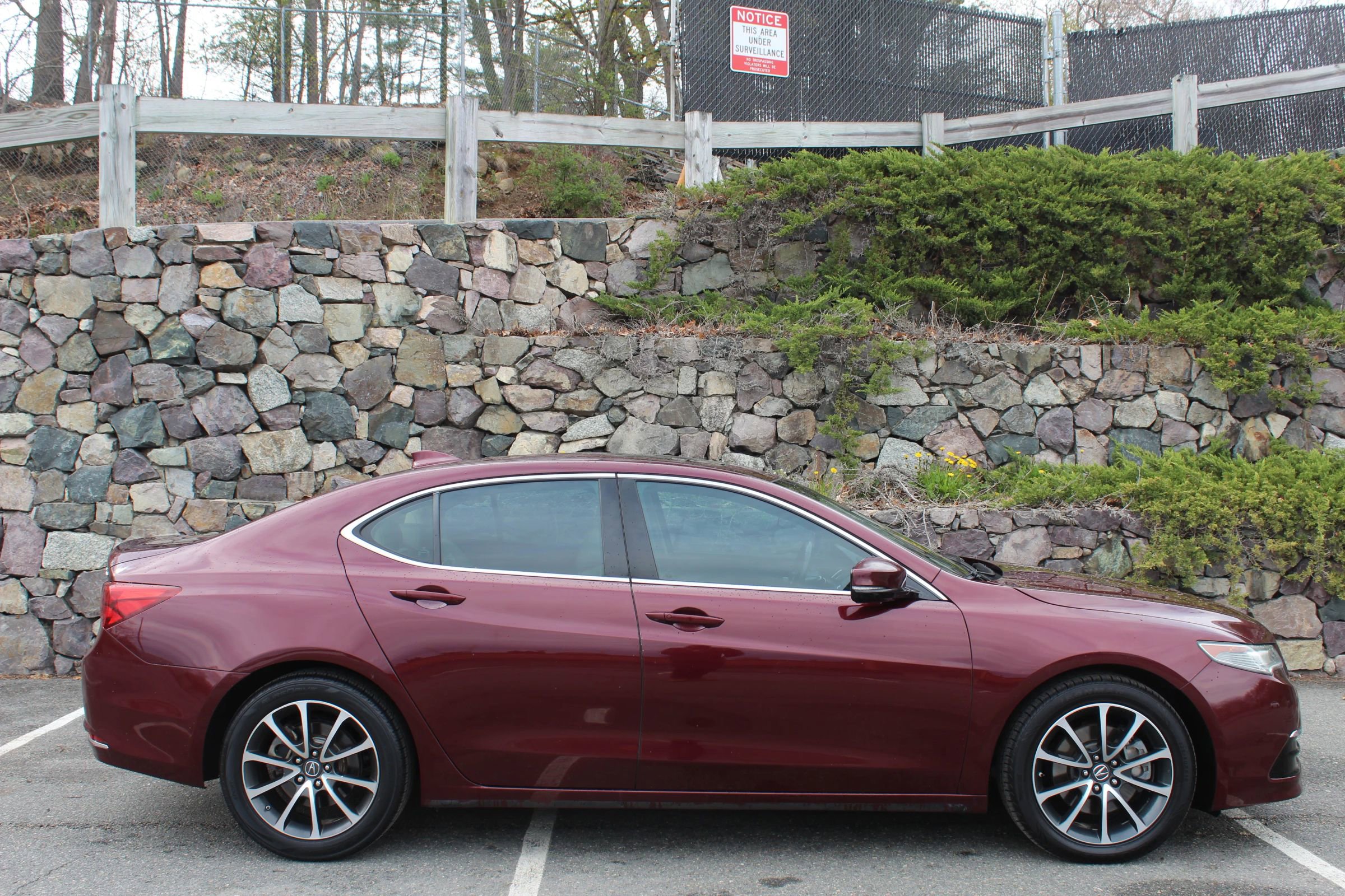 Used 2015 Acura TLX V6 w/ Technology Package FWD image 5