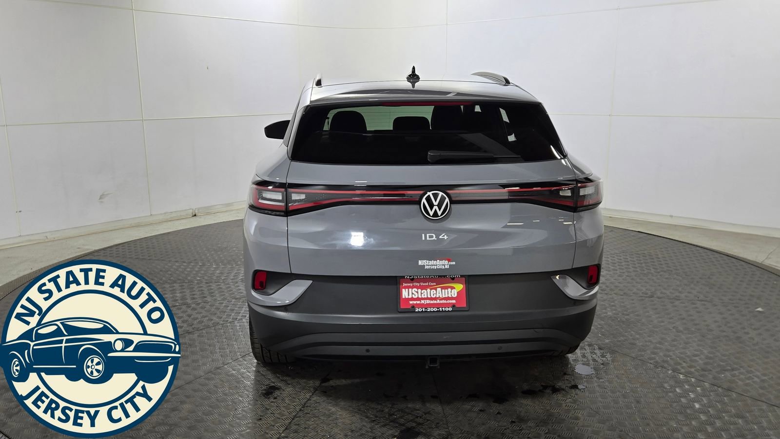 Used 2022 Volkswagen ID.4 Pro AWD/4WD image 6