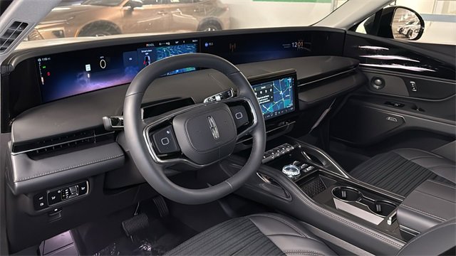 New 2026 Lincoln Nautilus Reserve image 17