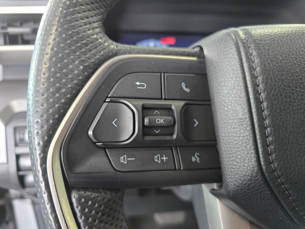Used 2024 Toyota Tacoma TRD Off-Road AWD/4WD image 22