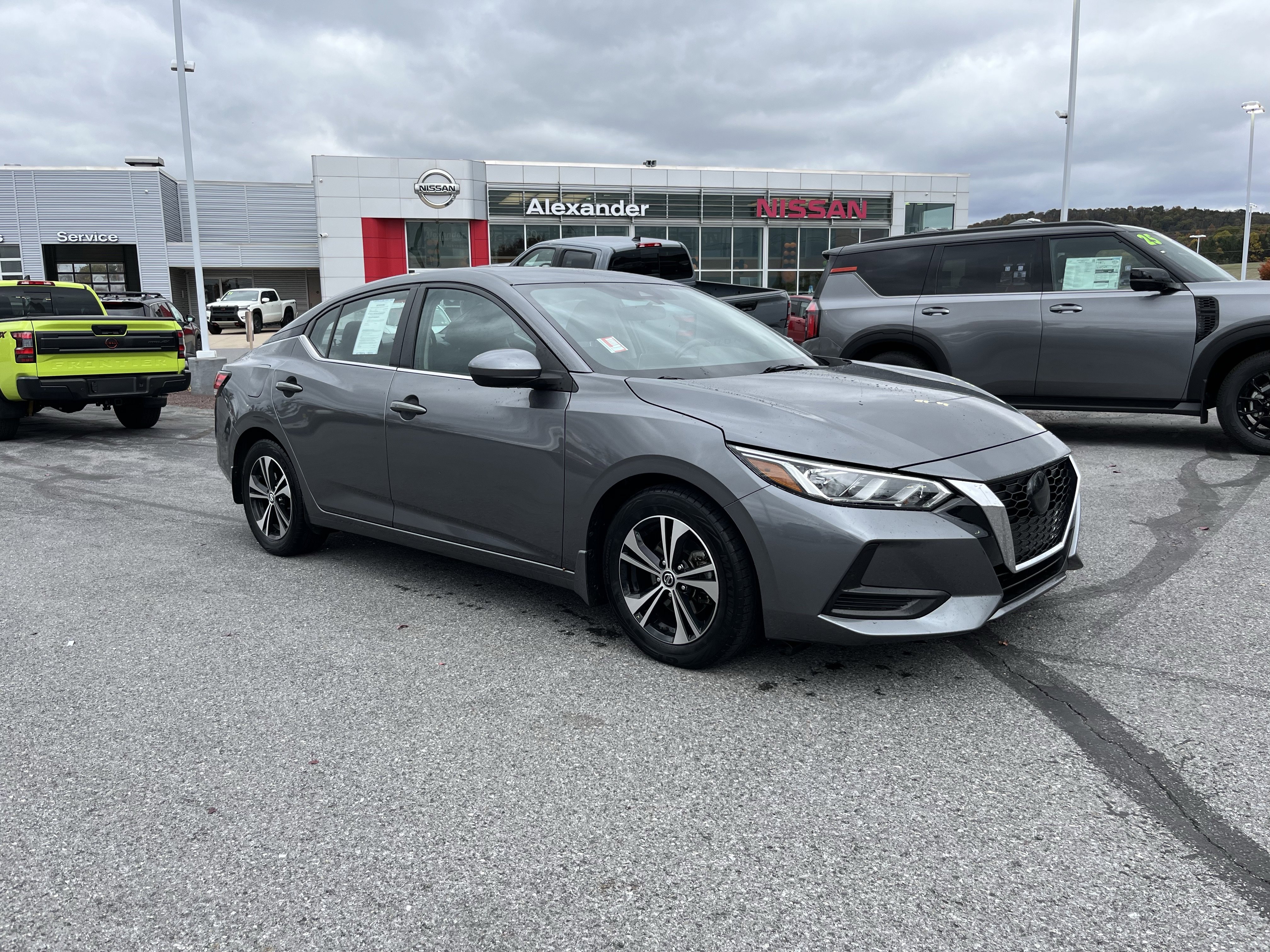 Used 2022 Nissan Sentra SV image 1