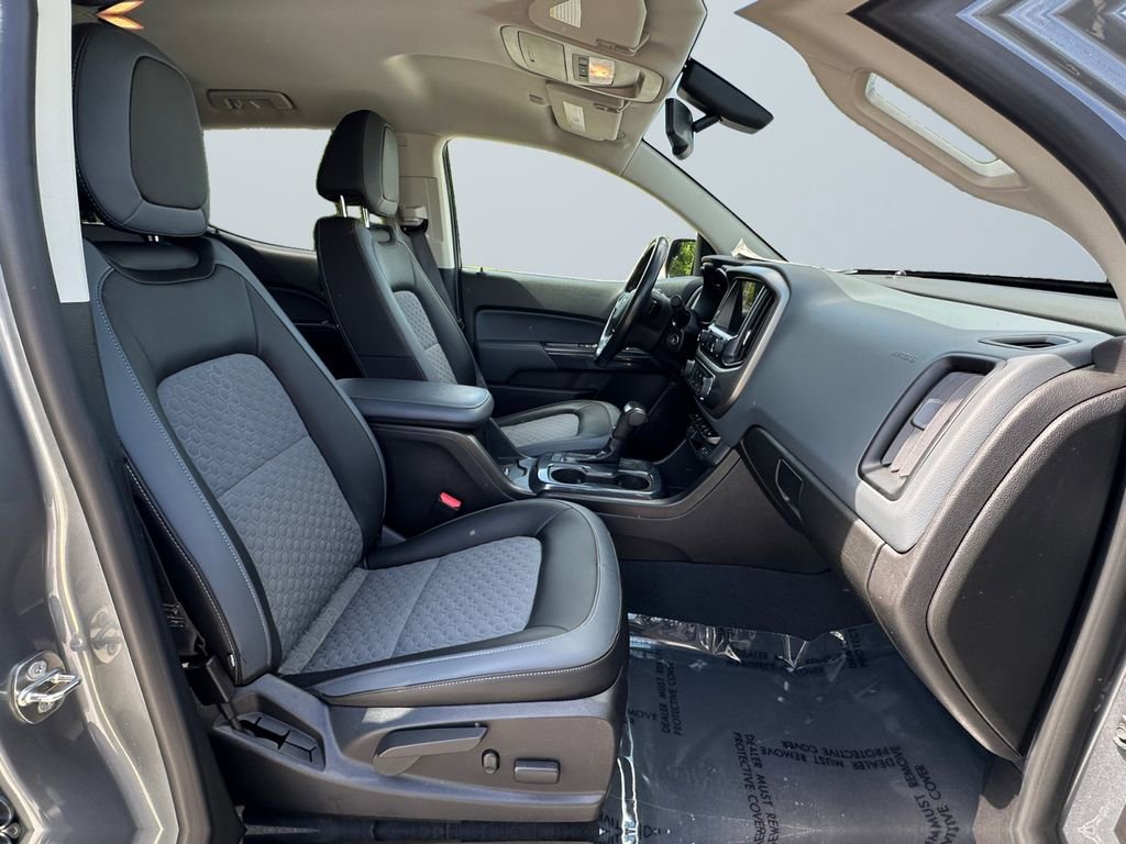 Used 2019 Chevrolet Colorado Z71 AWD/4WD image 15