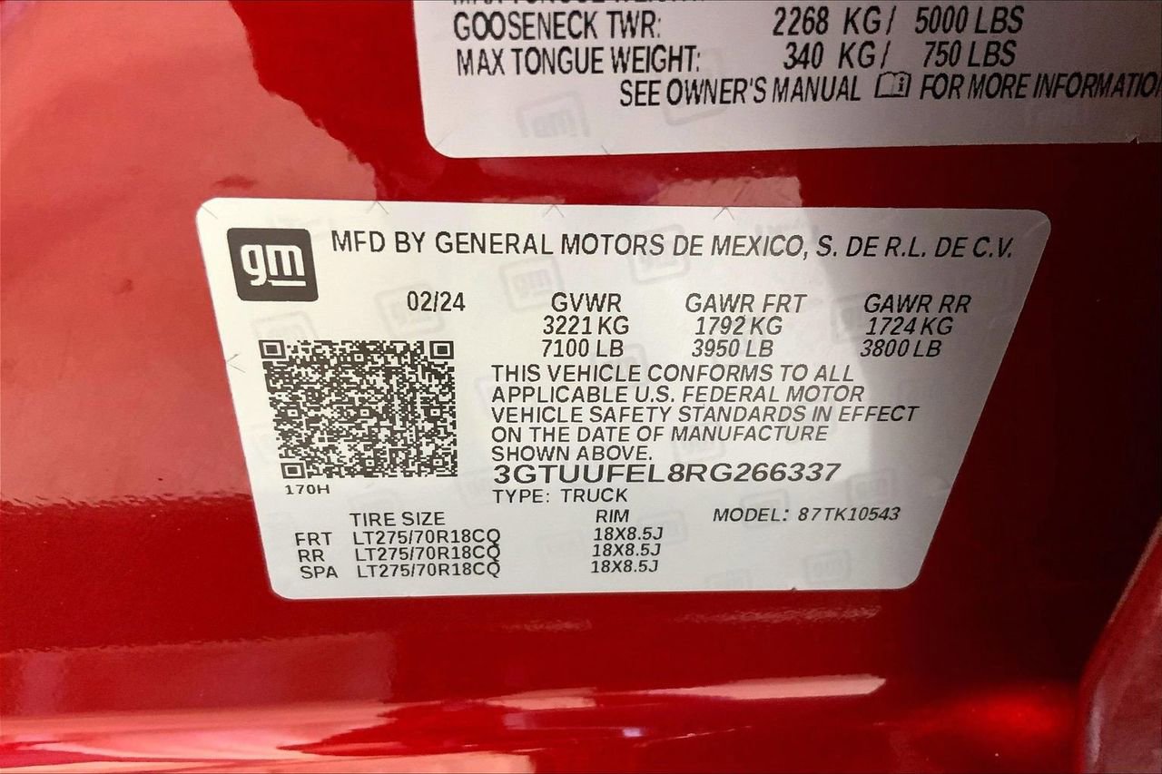Used 2024 GMC Sierra 1500 AT4X image 33