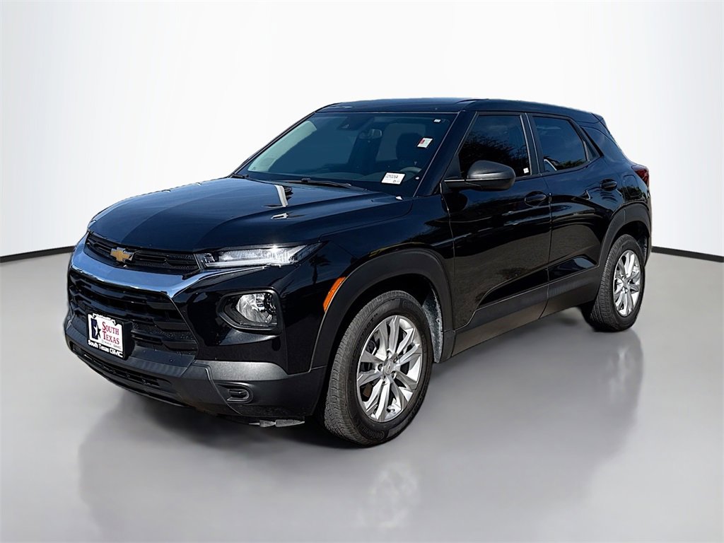 Used 2023 Chevrolet TrailBlazer LS image 3