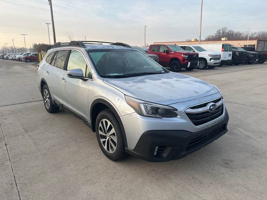 Used 2021 Subaru Outback Premium image 5